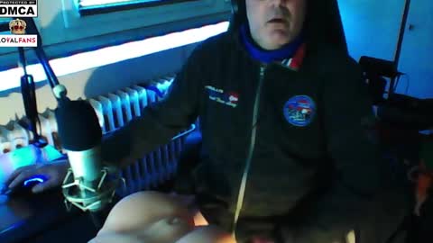        call me  Stefan online show from 1, 2, 2025