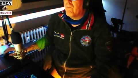        call me  Stefan online show from 8, 2, 2025