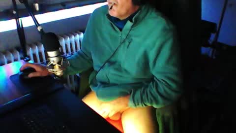        call me  Stefan online show from 11, 10, 2025