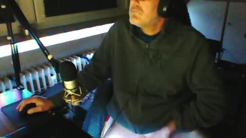        call me  Stefan online show from 18, 4, 2026