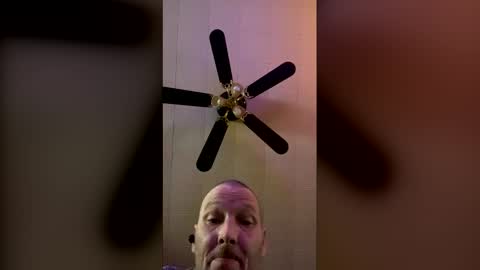 Snapshot of luckyfuckstick chatting on 8, 4, 2026 luckyfuckstick online show from 8, 4, 2026