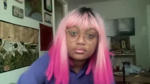 Snapshot of luckylaci777 chatting on 29, 9, 2025 luckylaci777 online show from 29, 9, 2025