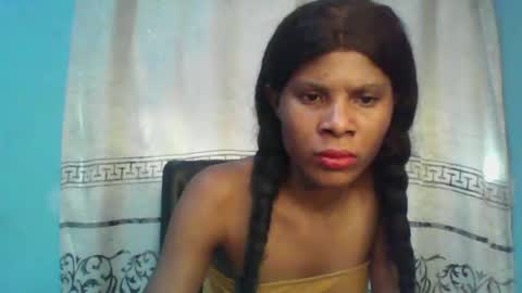 Snapshot of luckymadequeen chatting on 8, 1, 2025 Gloria online show from 8, 1, 2025