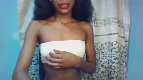 Snapshot of luckymadequeen chatting on 16, 1, 2025 Gloria online show from 16, 1, 2025