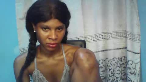 Snapshot of luckymadequeen chatting on 16, 1, 2025 Gloria online show from 16, 1, 2025