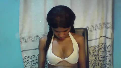Snapshot of luckymadequeen chatting on 19, 1, 2025 Gloria online show from 19, 1, 2025