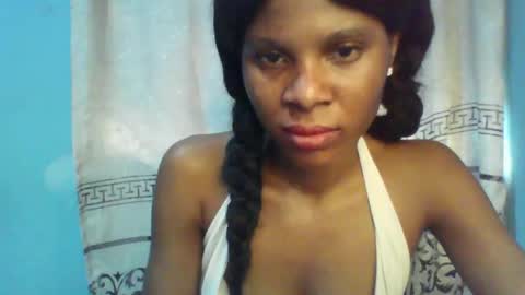 Snapshot of luckymadequeen chatting on 20, 1, 2025 Gloria online show from 20, 1, 2025