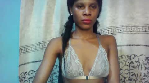 Snapshot of luckymadequeen chatting on 10, 2, 2025 Gloria online show from 10, 2, 2025