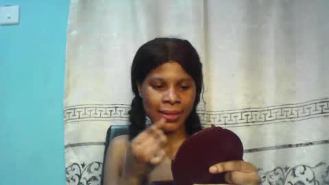 Snapshot of luckymadequeen chatting on 16, 2, 2025 Gloria online show from 16, 2, 2025