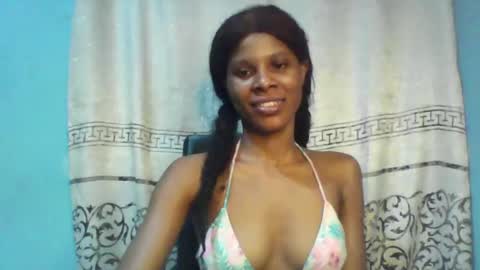 Snapshot of luckymadequeen chatting on 19, 2, 2025 Gloria online show from 19, 2, 2025