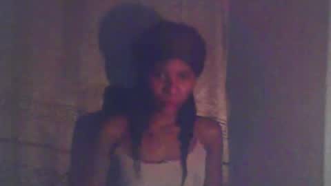 Snapshot of luckymadequeen chatting on 19, 9, 2025 Gloria online show from 19, 9, 2025