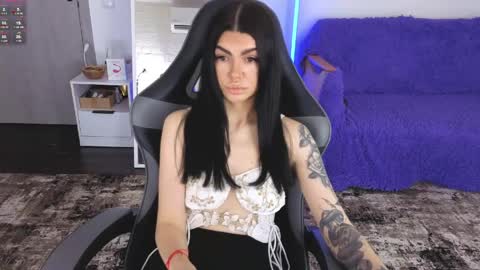 Monika online show from 28, 4, 2026