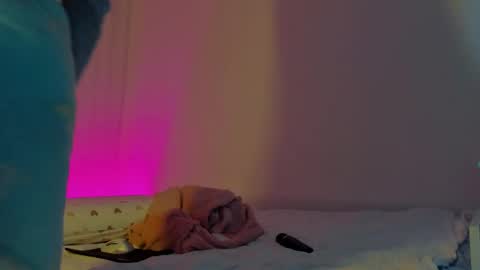 lucy__ray online show from 18, 4, 2026