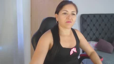 Snapshot of lucy_chanell chatting on 8, 12, 2024 lucy online show from 8, 12, 2024