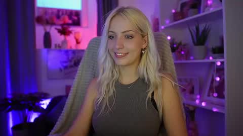Cutie Lucy online show from 25, 7, 2026