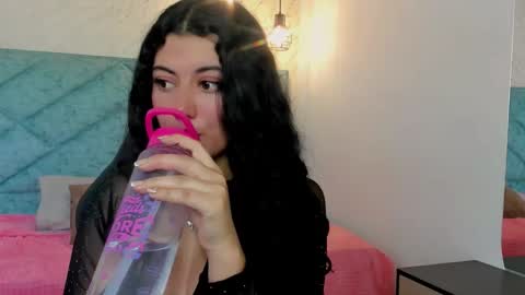 Lucy Greys online show from 30, 3, 2026