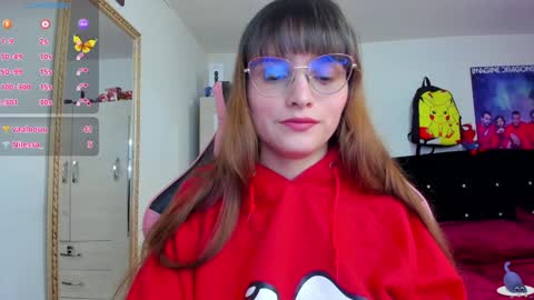 Snapshot of lucy_hess_ chatting on 4, 1, 2025 Lucy online show from 4, 1, 2025