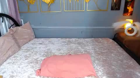 Snapshot of lucy_pearlcumxx chatting on 7, 6, 2026 Aliana online show from 7, 6, 2026