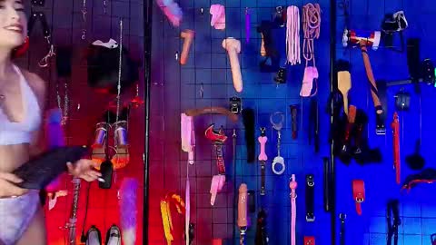 Lucy and slave maddy online show from 17, 11, 2025