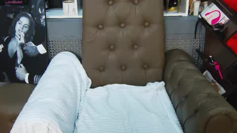 LucyBelli online show from 24, 9, 2025