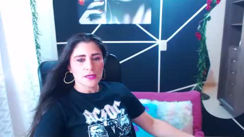 LUCY online show from 1, 3, 2025