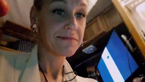 Snapshot of lucyvybes_and_gogert chatting on 3, 3, 2025 Lucy Vybes and Go-Gert online show from 3, 3, 2025