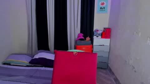 Snapshot of lucyx143 chatting on 17, 6, 2026 Lucy online show from 17, 6, 2026