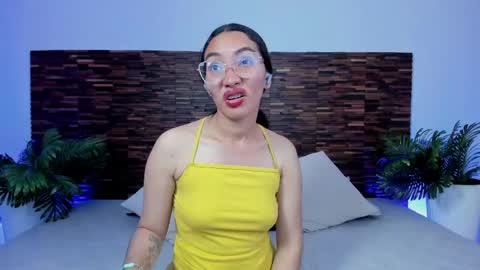 Lucy Liiu online show from 25, 5, 2026