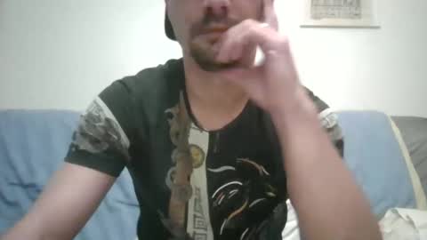 Snapshot of luffyman20 chatting on 4, 2, 2025 luffyman20 online show from 4, 2, 2025