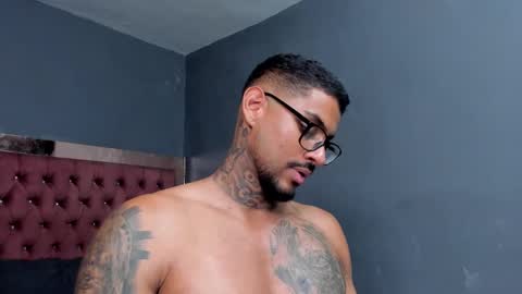 Luigi Vitale online show from 12, 3, 2025