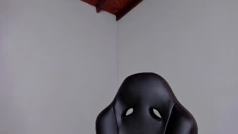 Luigi Vitale online show from 3, 2, 2026