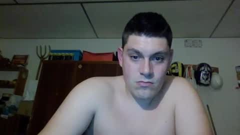 Snapshot of luis2423 chatting on 9, 12, 2024 A slave to the mistress.. un esclavo para las amas dominantes. online show from 9, 12, 2024