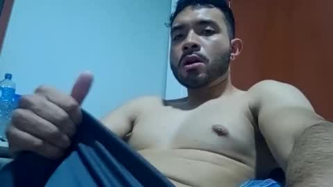 Snapshot of luis_hunk chatting on 3, 2, 2026 Andrew online show from 3, 2, 2026