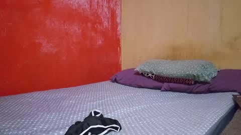 Snapshot of luisa_femm chatting on 8, 6, 2026 Luisa Femboy online show from 8, 6, 2026