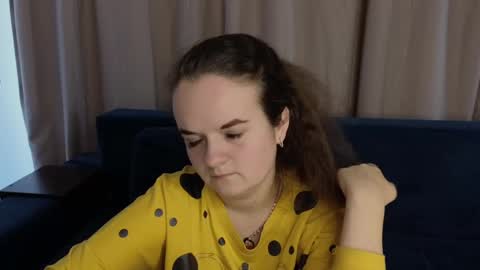 Luisa Rosee online show from 18, 2, 2025