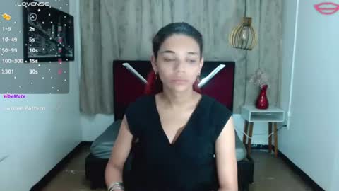 Snapshot of luisa_torres__ chatting on 5, 7, 2026 luisa_torres__ online show from 5, 7, 2026