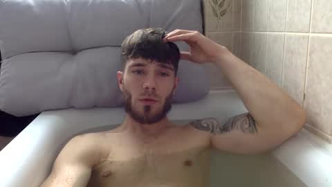 Snapshot of luisbadx chatting on 2, 4, 2026 Luis Badx online show from 2, 4, 2026