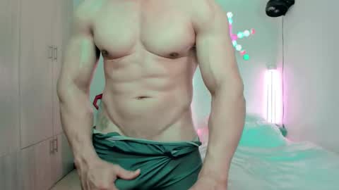 Snapshot of luisfernikesportboy chatting on 5, 2, 2026 Luis Fer PVT IS OPEN online show from 5, 2, 2026