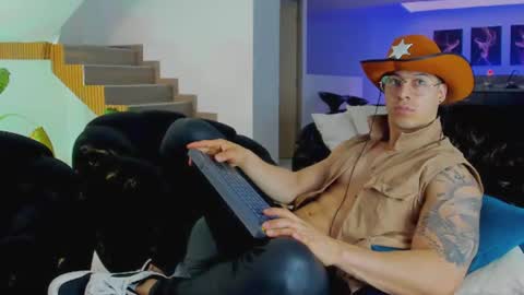 Snapshot of lukas_green1 chatting on 25, 6, 2026 Lukas Green online show from 25, 6, 2026