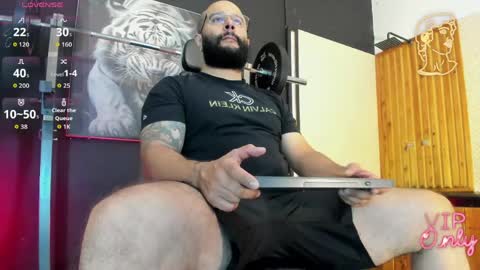 Snapshot of luke__09 chatting on 20, 4, 2026 LUKE online show from 20, 4, 2026