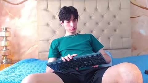 Snapshot of luke_carter chatting on 16, 7, 2026 luke_carter online show from 16, 7, 2026