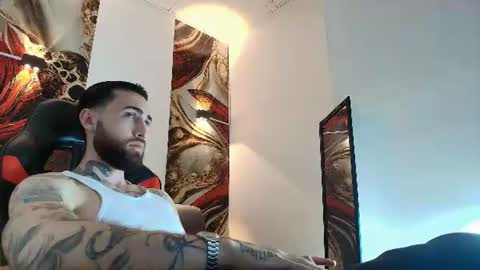 Snapshot of luke_davis01 chatting on 18, 6, 2026 LUKE online show from 18, 6, 2026