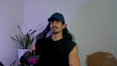 Luke Taylor online show from 10, 4, 2026