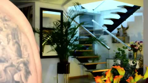 Lukhas f4f online show from 11, 2, 2026