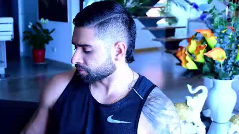 Lukhas f4f online show from 19, 3, 2026