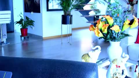 Lukhas f4f online show from 25, 3, 2026