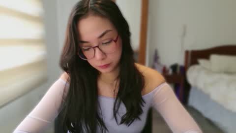 Snapshot of lulibee_ chatting on 19, 5, 2026 Luli online show from 19, 5, 2026
