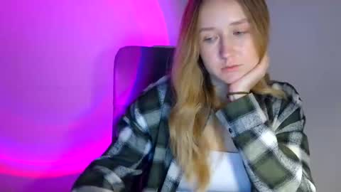 Lulu Baby18 online show from 10, 11, 2025