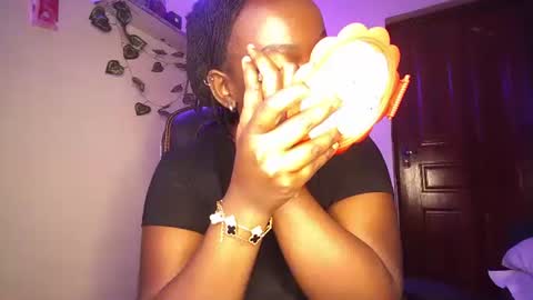 lulu_sparks1 online show from 22, 10, 2025