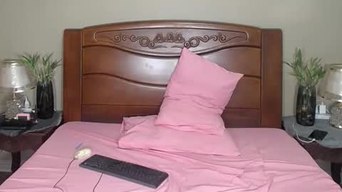 lulu_wild online show from 27, 10, 2025